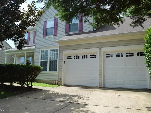 9300 Nancy St, Manassas Park, VA 20111