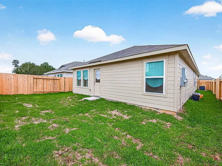 6014 Sherman Lakes Dr — Photo 37