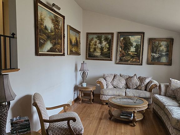 3rd image of 20120 Keystone Ave