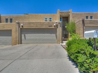 6809 Los Trechos Ct NE, Albuquerque, NM 87109