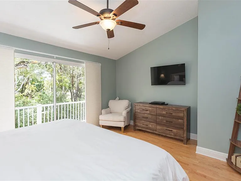 1050 Starkey Rd #104 — Photo 29