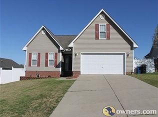1507 Pinebrook Dr, Fayetteville, NC 28314