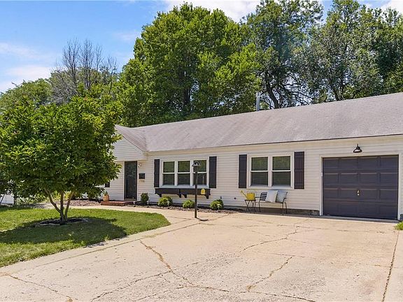 2nd image of 7706 Norwood Dr