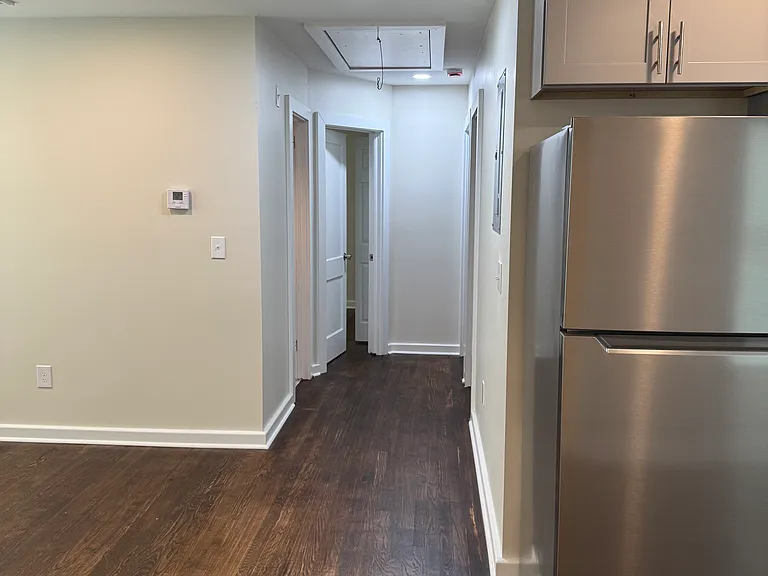 132 Greenwood St — Photo 9