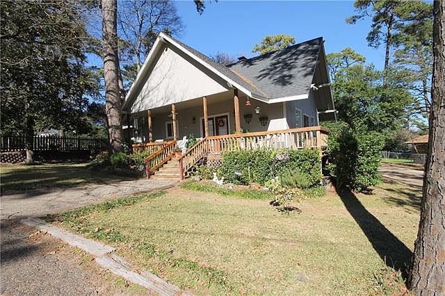1st image of 1209 Chateau Ln
