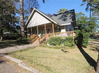 1209 Chateau Ln, Hideaway, TX 75771