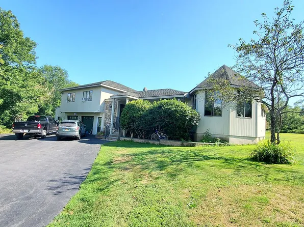 149 Fulton Hill Rd, Kenoza Lake, NY 12750