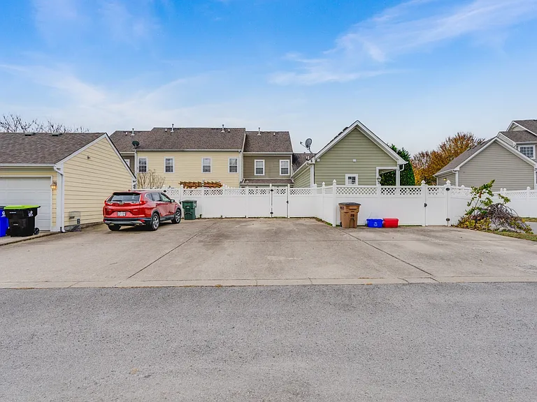 2327 Alteras Dr — Photo 23