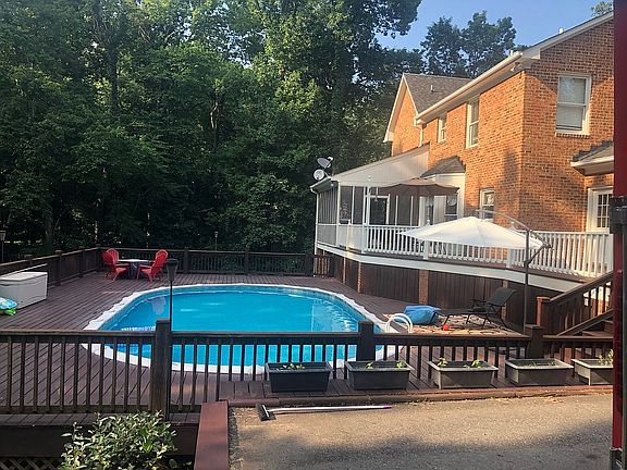 5th image of 115 Ivy West Dr