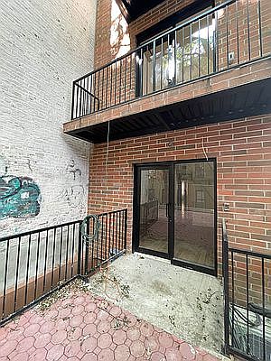 5th image of 510 W 159th St #1F