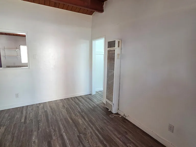 38505 4th St E — Photo 12