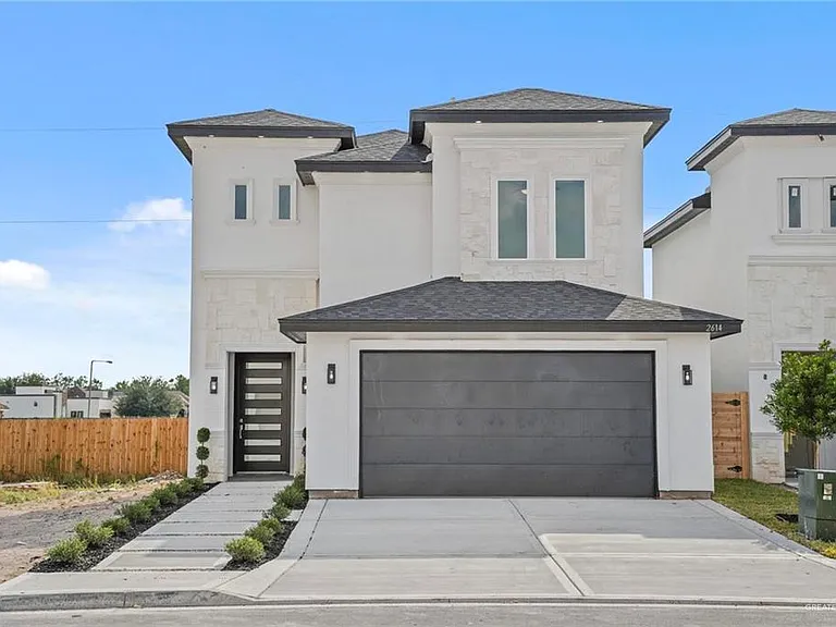 2614 E Solar Dr — Photo 2