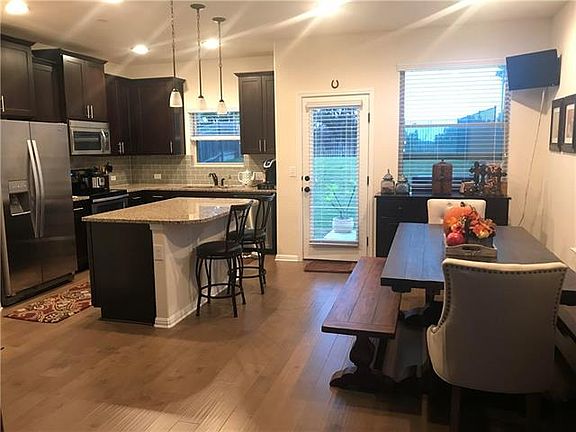 4th image of 3240 E Whitestone Blvd #61