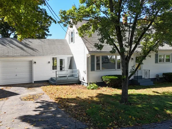 21 Perrier Street, Lewiston, ME 04240