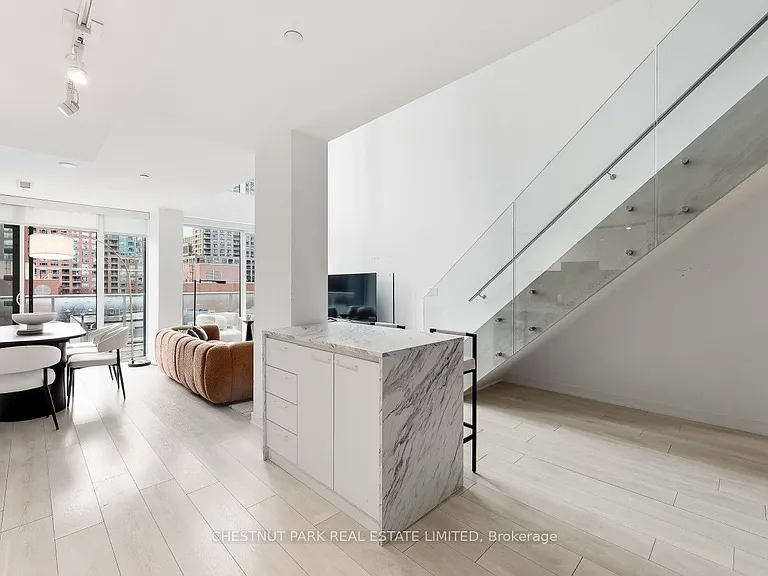 18 Maitland Ter #405 — Photo 10