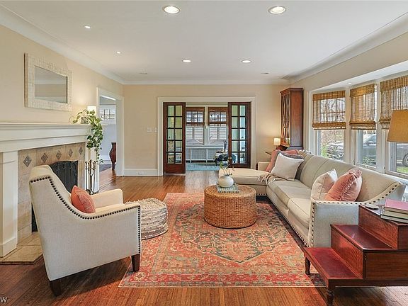 5th image of 3184 Chadbourne Rd