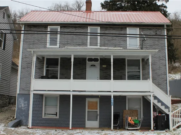 520 Broadway St, Masontown, PA 15461