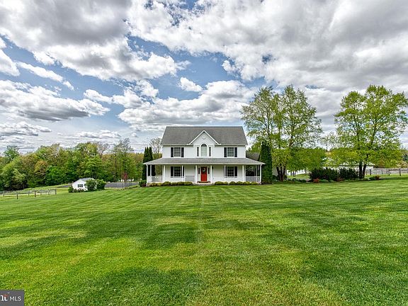 4th image of 247 Greens Valley Rd