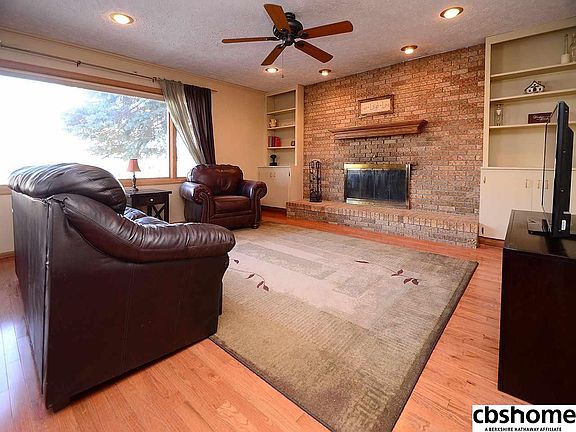 3rd image of 5313 N St