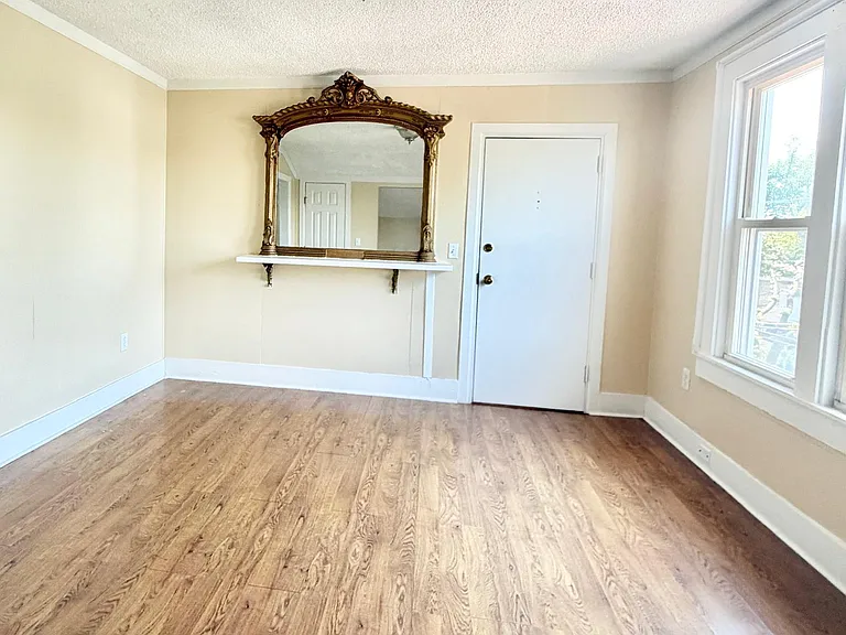 23 Brown St #3A — Photo 3