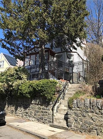 2nd image of 60 Cornell Ave