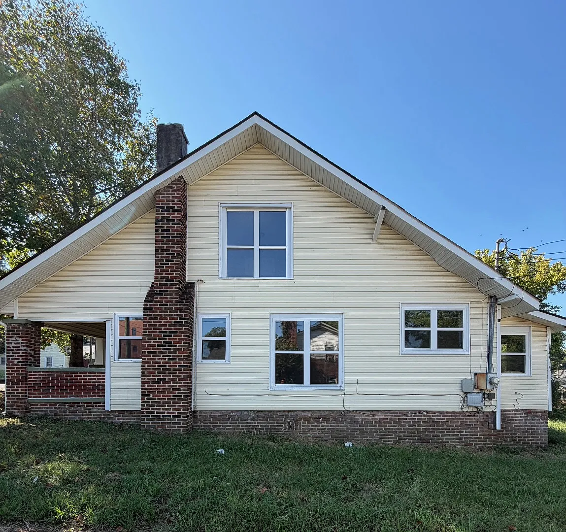 731 N Hays Ave — Photo 2