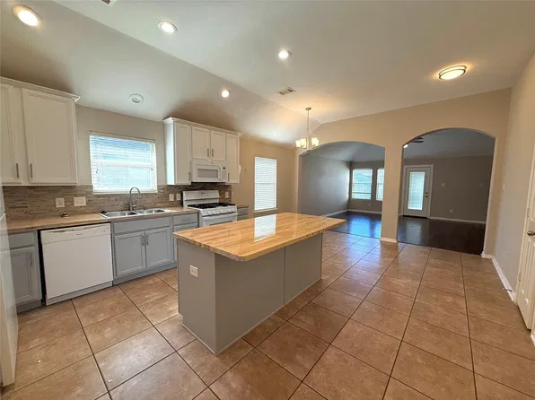 11203 Overland Trail Dr, Richmond, TX 77406