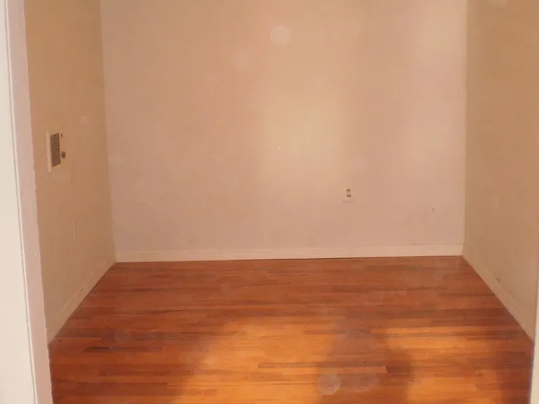 6907 N Navin Ave #3 — Photo 7
