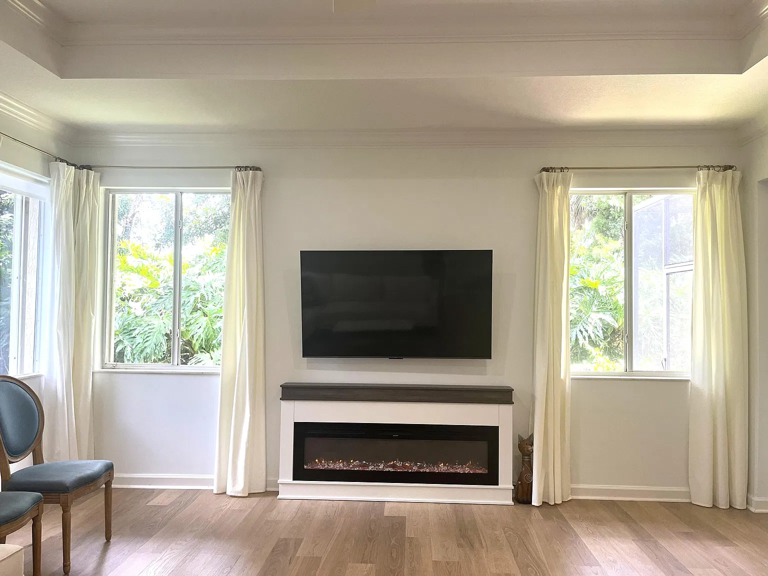 Hyannis — Photo 3