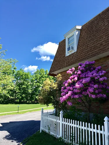 426 Winthrop Dr Photo 1