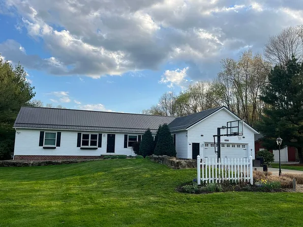 3433 Eagle Creek Rd, Leavittsburg, OH 44430