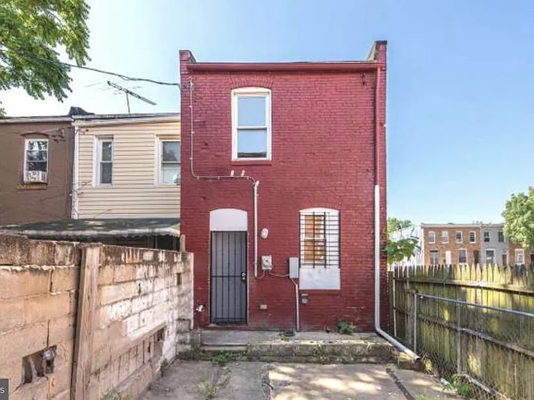 1638 Cole St — Photo 12