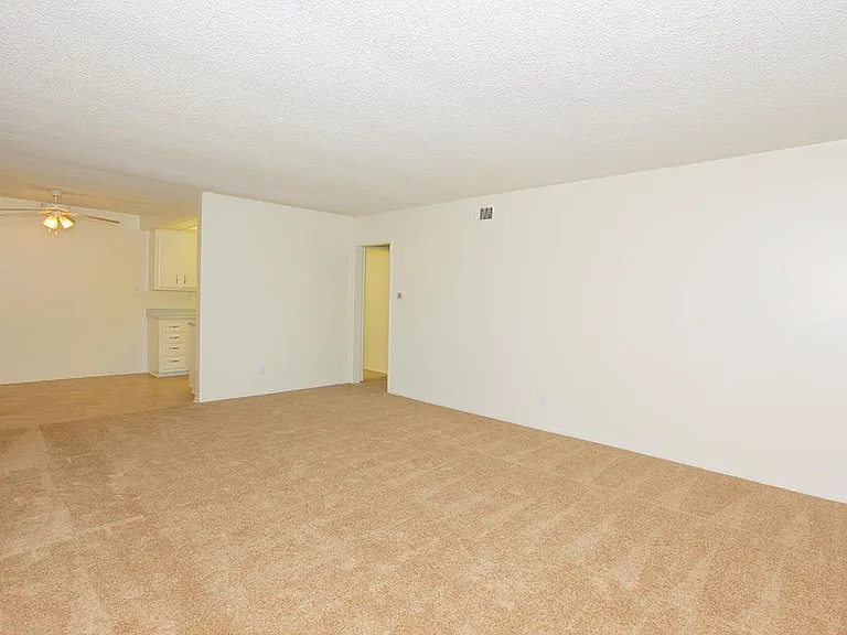 Casa Bonita Apartment Homes — Photo 18