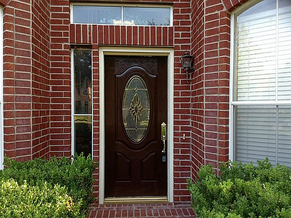 3rd image of 23002 Governorshire Dr