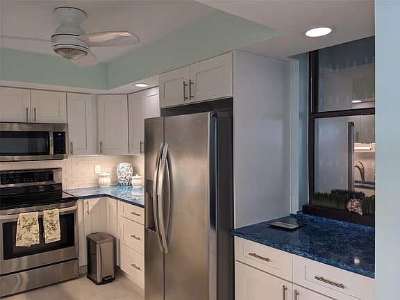 5th image of 8200 E Lakeshore Drive #302
