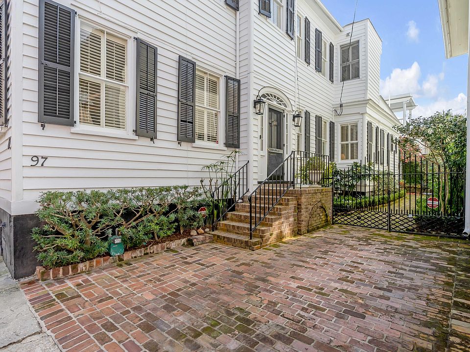 97 Tradd St, Charleston, SC 29401 Zillow