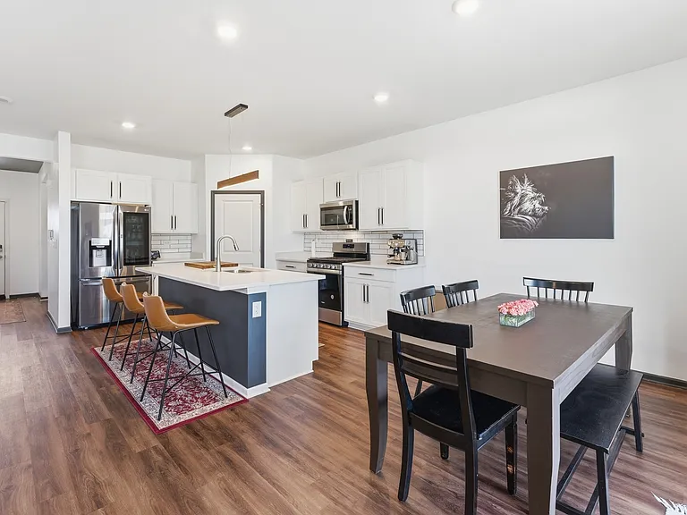 25424 W Cerena Cir — Photo 10