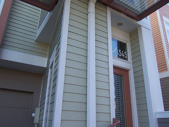 3rd image of 1345 W 49th St