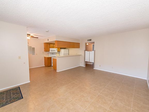 4th image of 2228 E Campbell Ave APT 202
