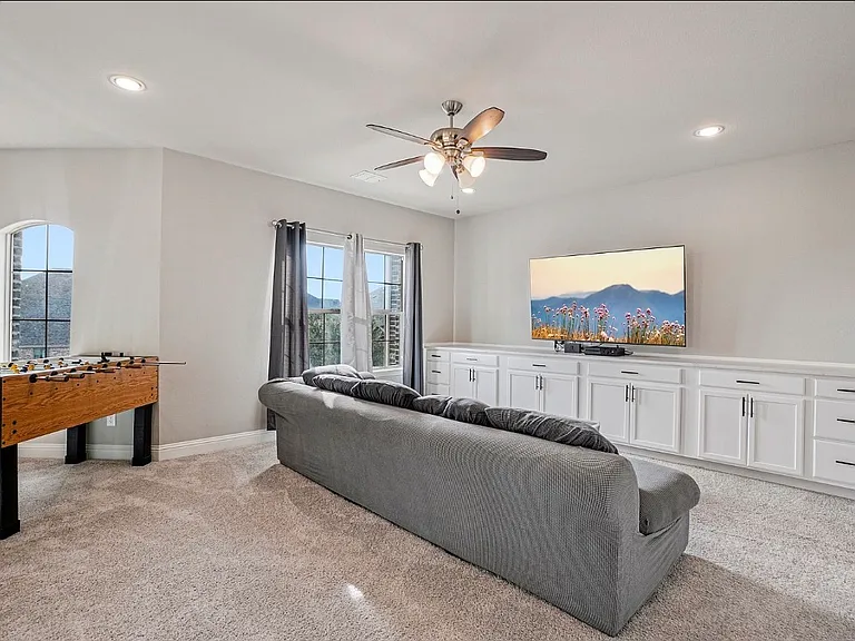 Loft game room