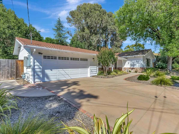 1155 Sanders Dr, Moraga, CA 94556