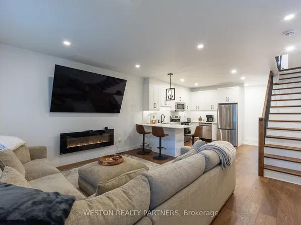 62 Francis St, Hamilton, ON L8L 3V3