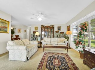 311 Country Ln APT D, Boynton Beach, FL 33435