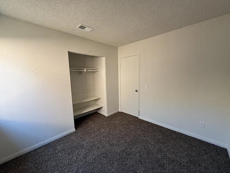 480 Prairie Way — Photo 14