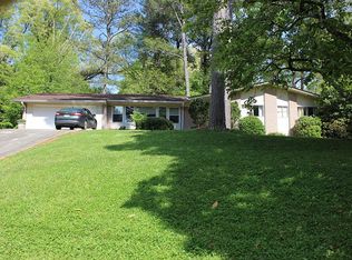 2576 River Oak Dr, Decatur, GA 30033