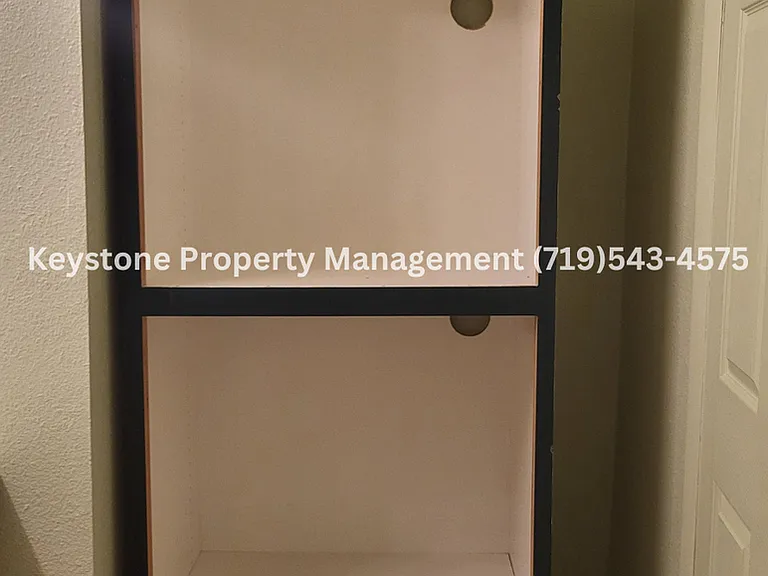 420 W 10th St #3 — Photo 10