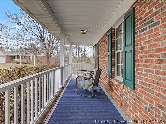 4th image of 212 Finch Rd