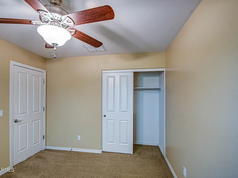 3114 E Franklin Ave — Photo 44