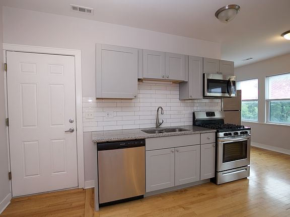 5th image of 5610 N Western Ave APT 102