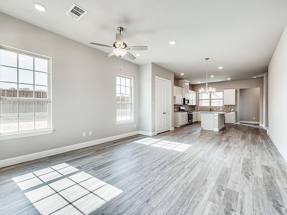 5th image of 8213 Cotton Belt Ln